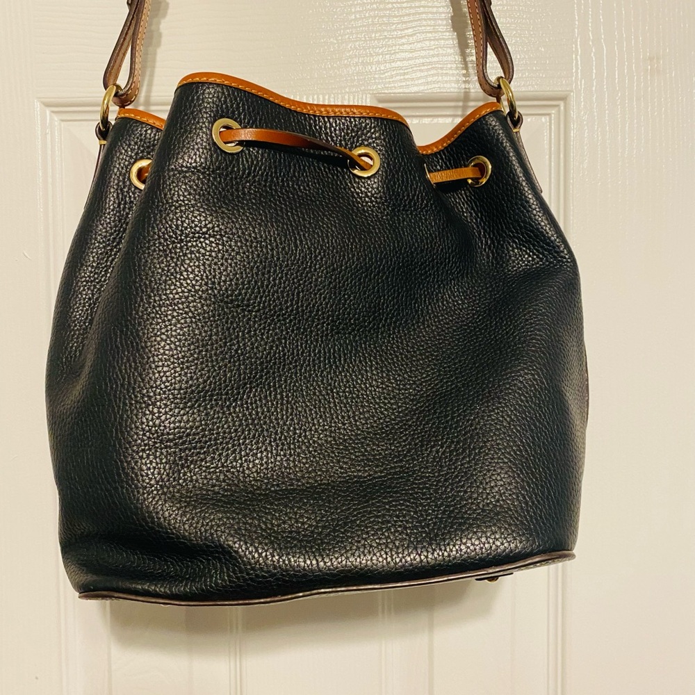 Dooney & Bourke Pebble Grain Drawstring Crossbody - Picture 2 of 11